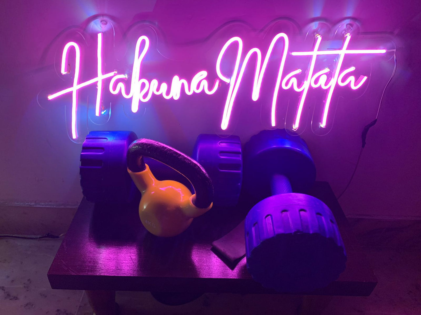 hakuna-matata-neon-sign