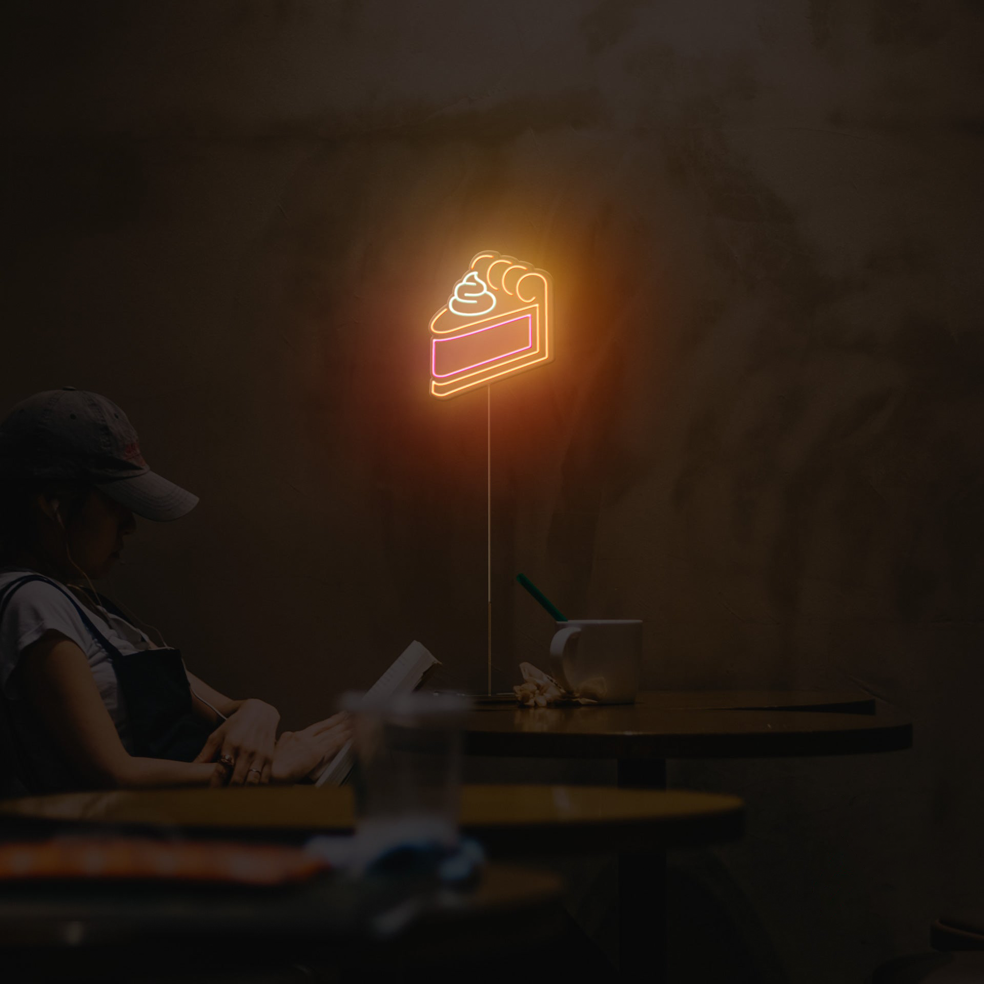 pastry-neon-sign